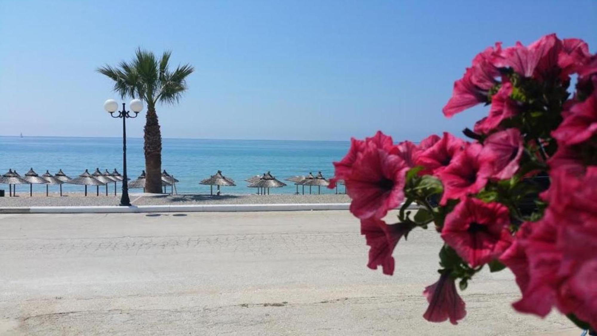 Whitesands Beach Resort Paralia Vrachou Luaran gambar