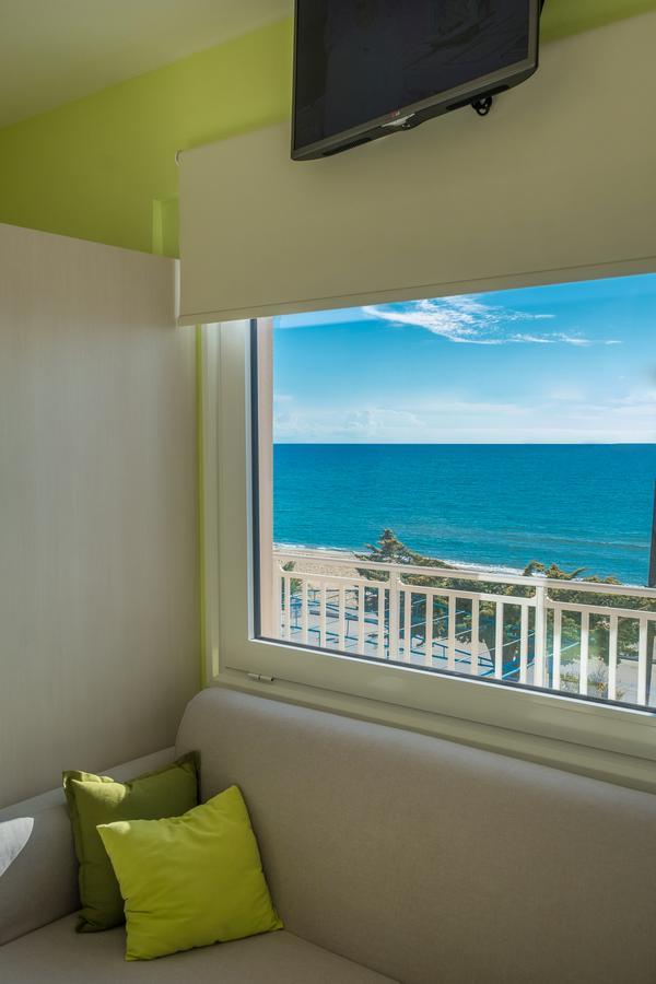 Whitesands Beach Resort Paralia Vrachou Luaran gambar
