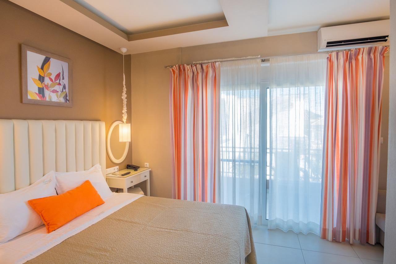Whitesands Beach Resort Paralia Vrachou Luaran gambar